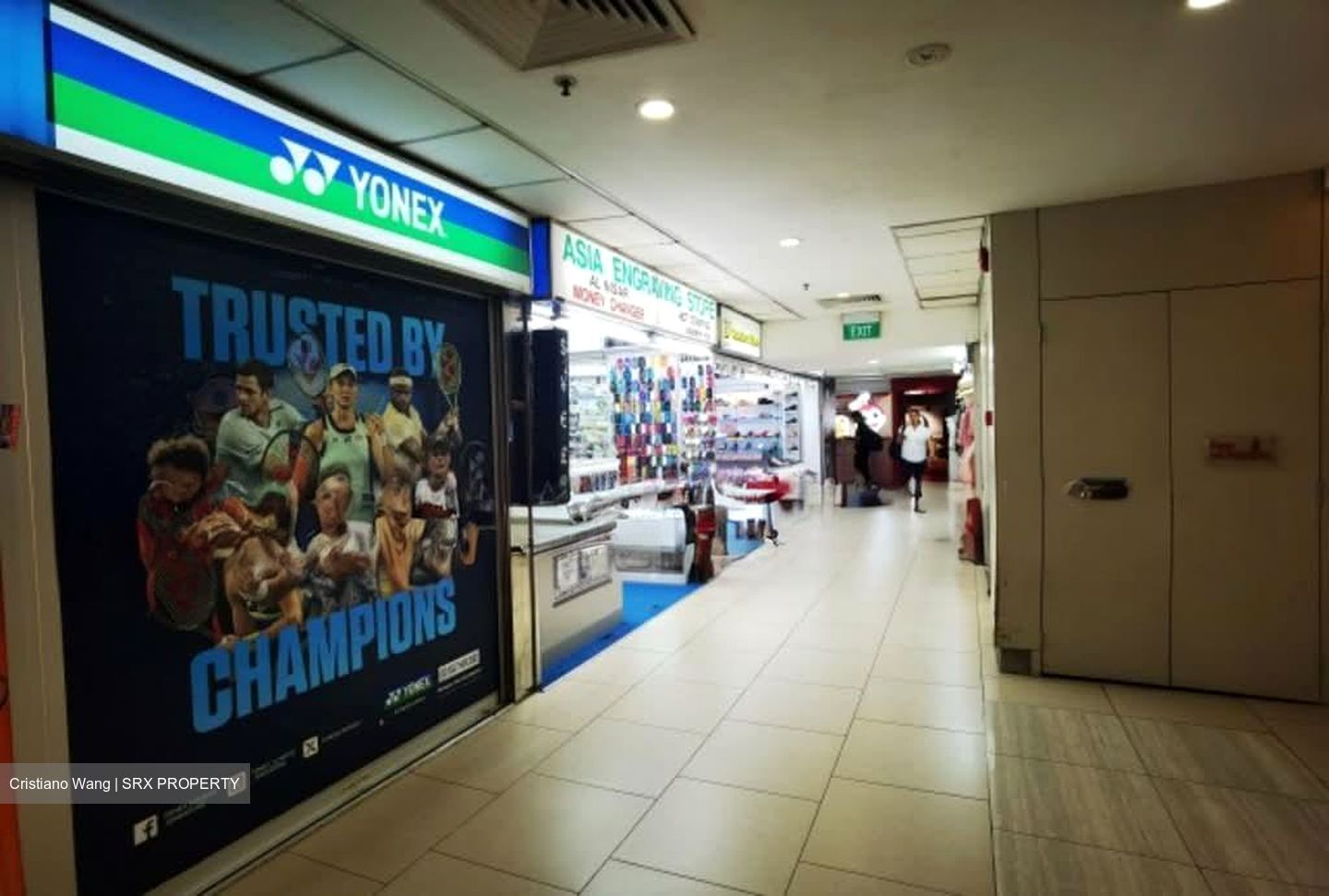 Lucky Plaza (D9), Retail #583279801